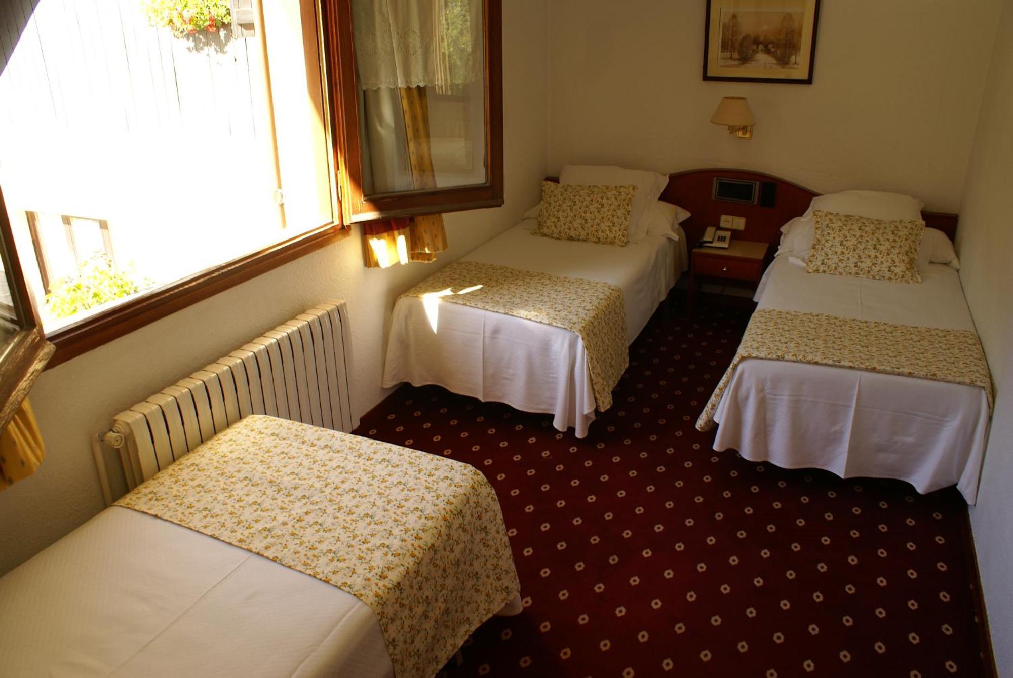 Hotel Edelweiss アルティエス エクステリア 写真