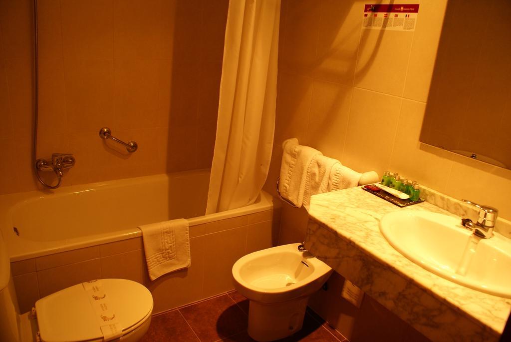 Hotel Edelweiss アルティエス 部屋 写真